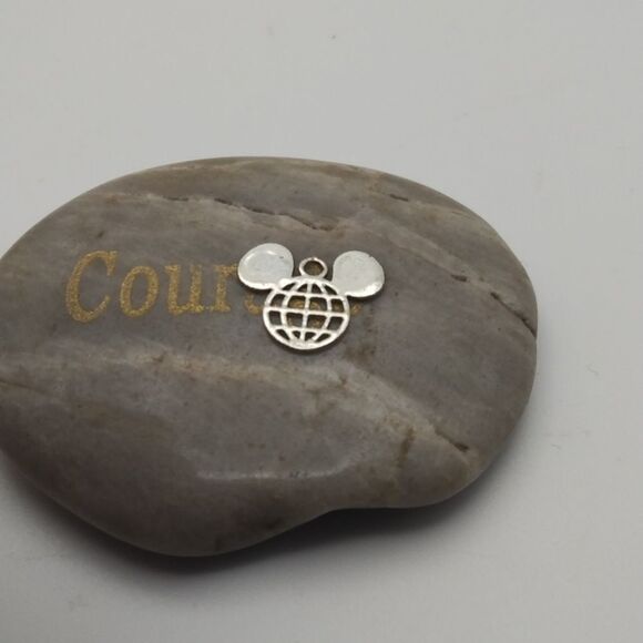 Silver Mickey mouse charm pendant - Picture 2 of 2